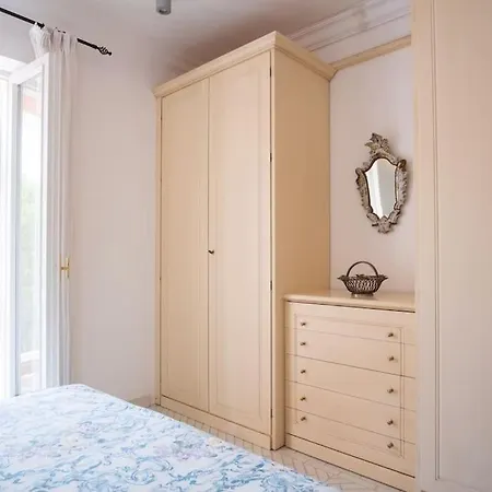 Lovers Apartment